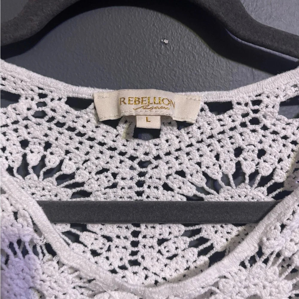 Rebellion 100% cotton white crochet boho crop top size large - Picture 2 of 4